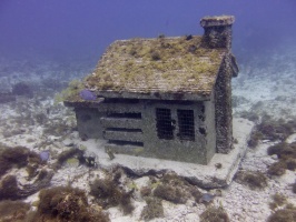 Sculpture in the MUSA IMG 3381